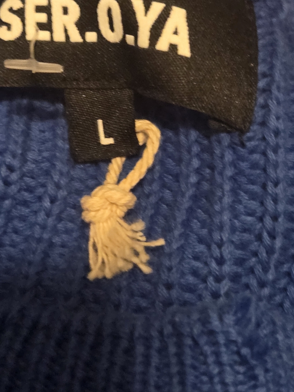 Cropped Devin Sweater - Picture 5 of 7